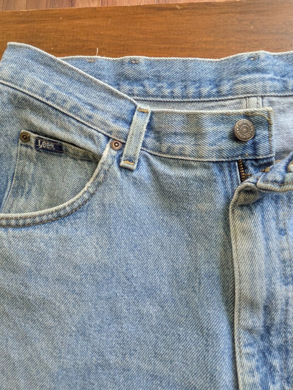 Lee Men's 36x34 Faded Blue Denim Jeans. Made In USA. Patch or Cut-off to Shorts